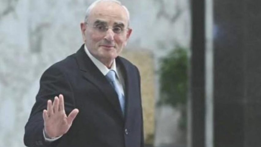 ميشال منسى