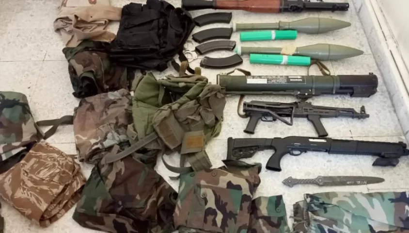  هوية مزورة تقود إلى عملية ضبط أسلحة وذخائر حربية في بعلبك.. ماذا حصل؟