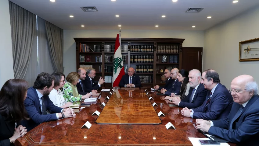 جوزاف عون ووفد من مجلس الشيوخ الفرنسي