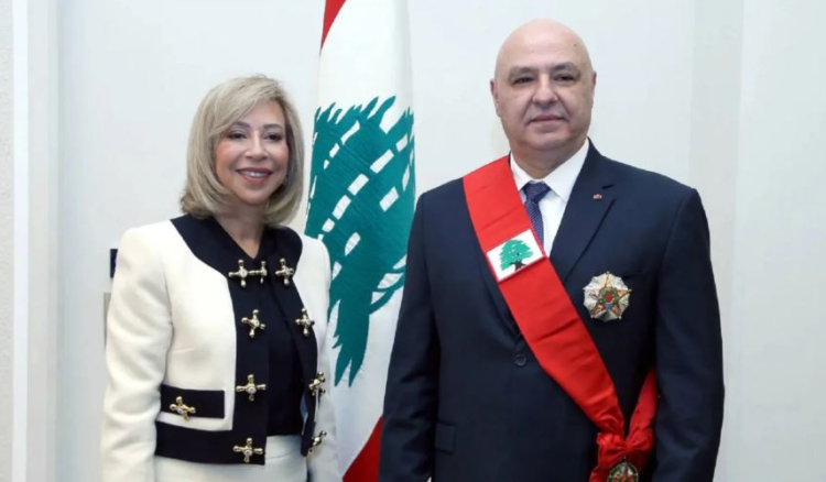 جوزاف عون وزوجته
