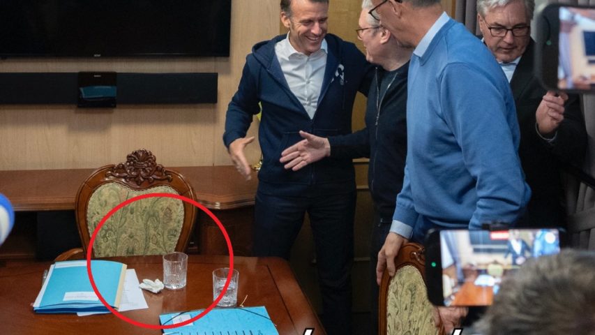 Macron 1