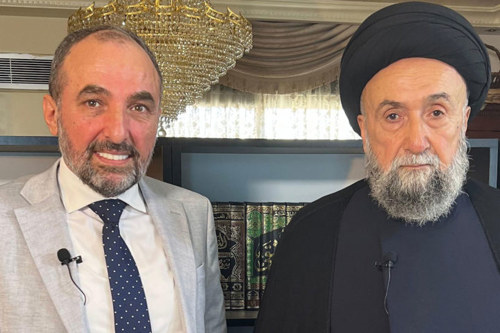 العلامة السيد علي الأمين والصحافي السيد علي الأمين