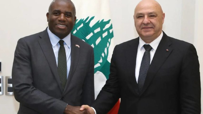 عون ووزير الخارجية البريطاني