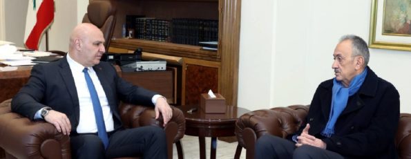 جوزاف عون وسيمون كرم