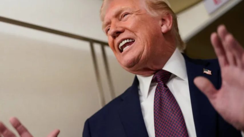 Trump on Iran Airplane
