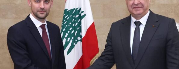 عون وبارو