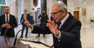 نواف سلام