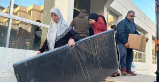 النازحين اللبنانيين
